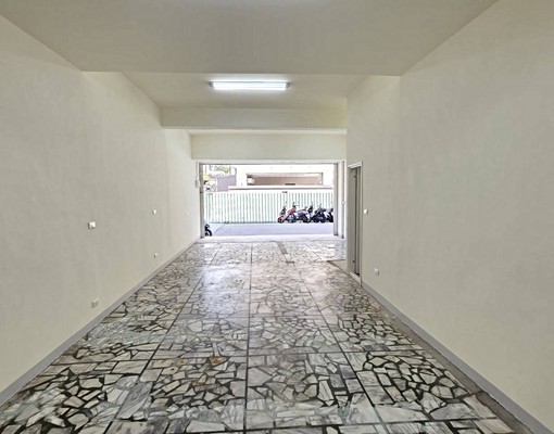長安麥當勞店面(適合小吃/美容相關行業/) - Image 2