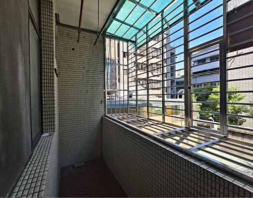 邊間可租補捷運2樓 - Image 1