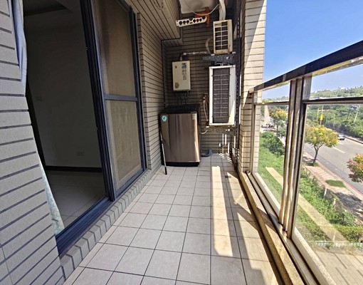 四季水漾兩房車出租,衛浴開窗,含車含管 - Image 6