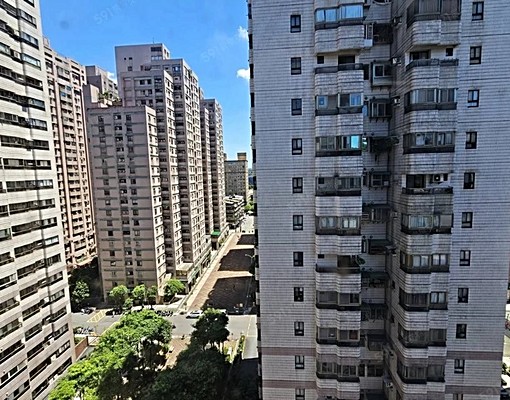 汐止國泰翡翠花園高樓層大坪數、交通方便、生活機能佳 - Image 3
