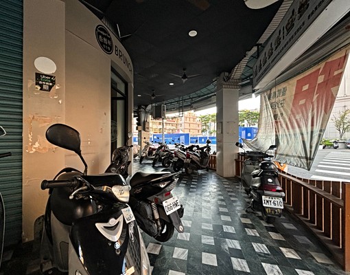 近鼎山商圈/明誠商圈三角窗店面1樓+地下室 - Image 11