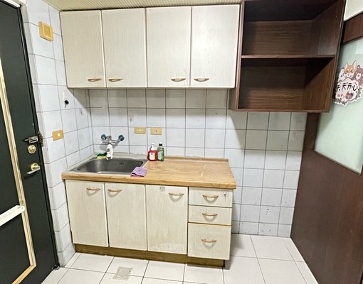 海山站電梯單人套房看屋請備名片或工作證 - Image 3