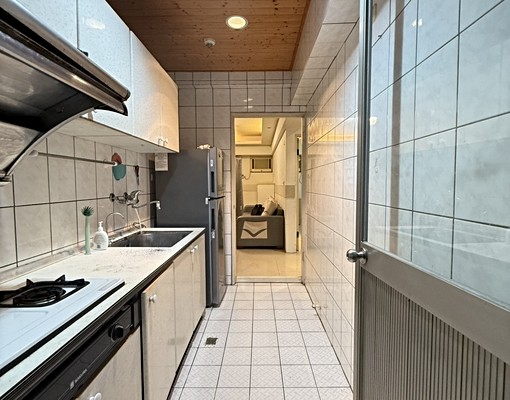 南區長億滿滿的回憶三房平車🔹可租補可戶籍質感裝潢 - Image 9