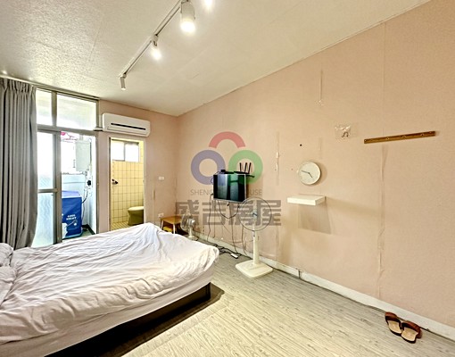 逢甲僑光,漂亮大套房,衛浴開窗,獨洗含水費 - Image 2