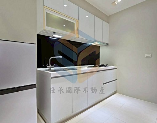 【０１Ａ６１，２房１廳，麥當勞旁，租補入籍，獨立陽台，車位】 - Image 10