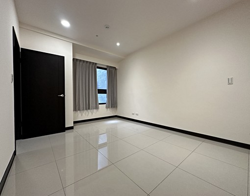 一中商圈|全新交屋「皇普莊園」兩房全配精緻出租 - Image 4