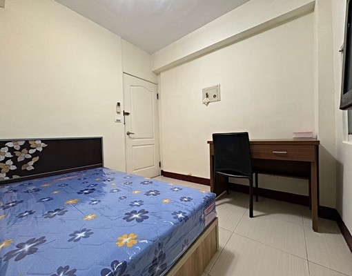 高應大輕軌旁公寓二樓出租套房 - Image 3