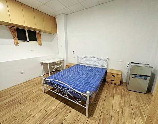 車位大套房~洗衣機~草屯市區~寶島村旁~ - Image 3