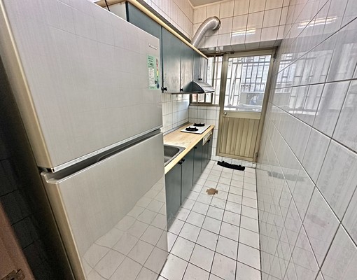 逢甲合租首選🌺秒殺三房正廚房🌺家具全配🌺台電🌺租補 - Image 5