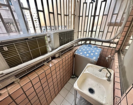 逢甲合租首選🌺秒殺三房正廚房🌺家具全配🌺台電🌺租補 - Image 6