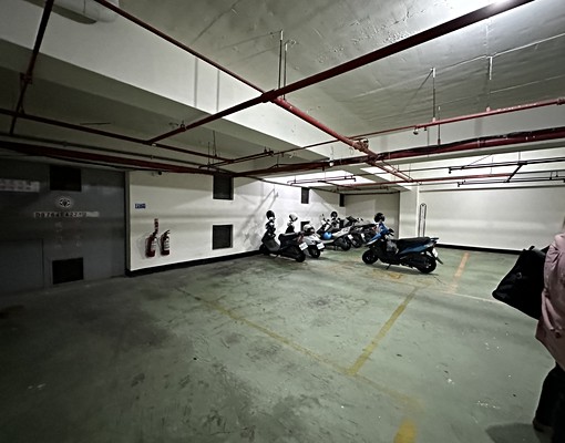 建國學區⭕️可租補可報稅精緻電梯兩房近交流道交通便利 - Image 12