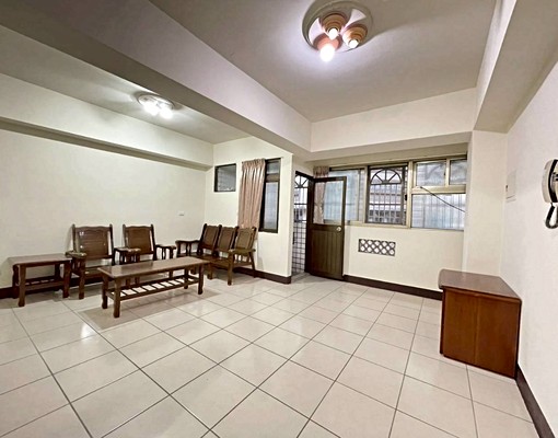 星鴻台中✨屋況佳｜通風採光好｜健身優質兩房｜近水湳市場 - Image 1