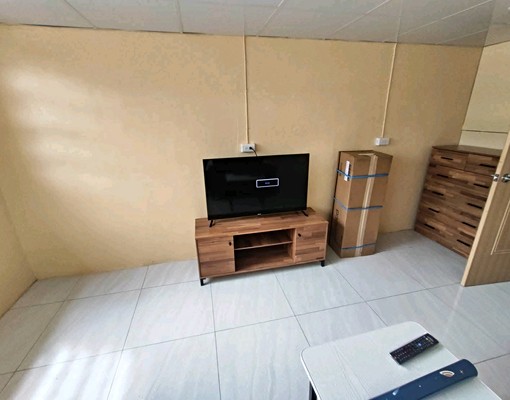 全新家具含網路與水費。 - Image 2