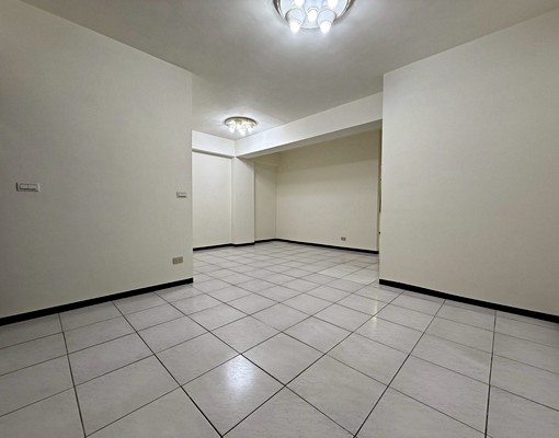 永安市場🌟免爬梯/乾濕分離/對外窗/可開伙/天然瓦斯 - Image 5