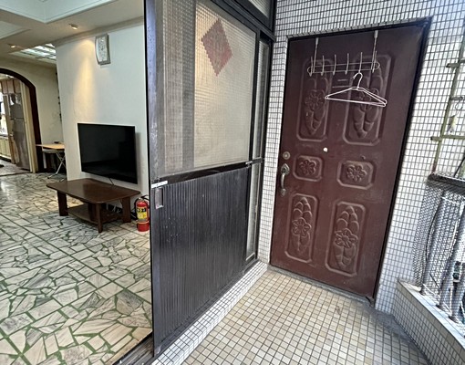 喬陽社宅-前後陽台二樓三房✅租補/家具可討論/可貓 - Image 1