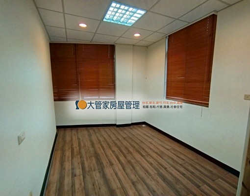 楊梅《市中心1-3樓透天可住店使用》 - Image 7