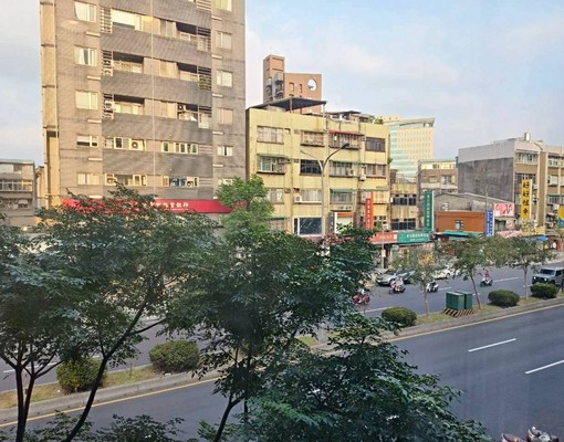 萬隆捷運1分鐘精緻雅房(可租補) - Image 10