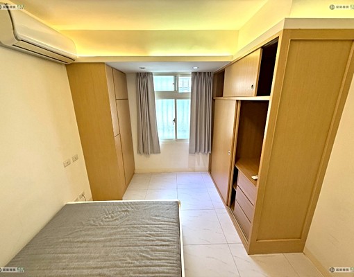 中和路近捷運四號公園/雙陽台/開伙/天然瓦/變頻冷氣/每間採 - Image 4