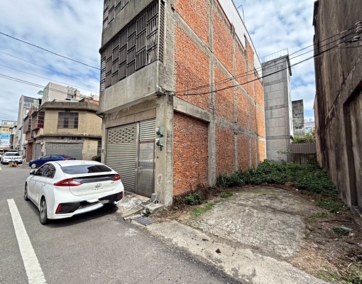 🌸專任｜低總價湖口火車站後站臨路美建地