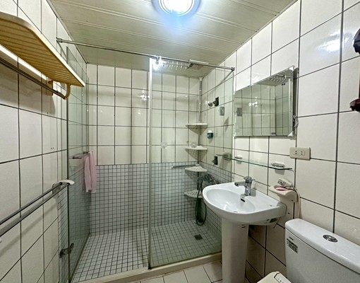 海山⚡️採光通風/免爬梯/格局方正/正三房/包裹垃圾代收 - Image 12