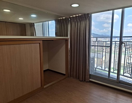 鑫典團隊*鴻金寶京王電梯1+1房 - Image 4