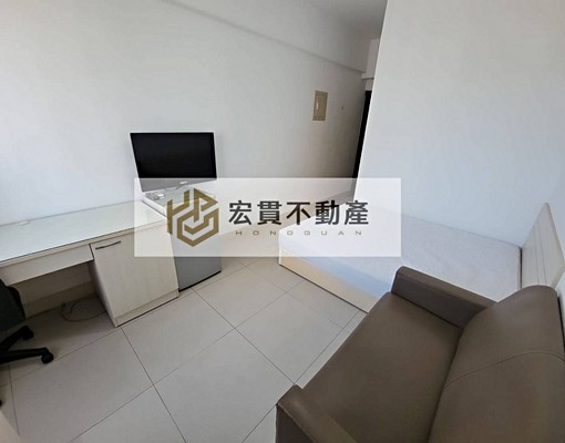 實PO｜金山街明亮採光對外窗室內機車位電梯套房 - Image 2