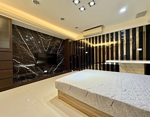 正一房一廳✨家庭式廚房✨乾溼分離✨陽台獨洗✨室內車庫 - Image 3