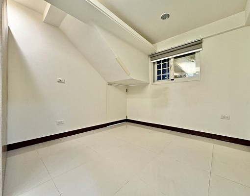 租金含車庫✨家庭式廚房✨正一房一廳✨陽台獨洗✨ - Image 8