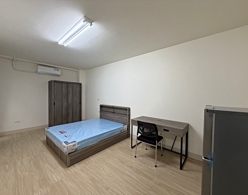 湖口正王爺壟商圈全新首租透天電梯套房出租* - Image 3