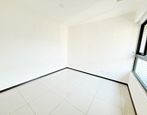 好事多室內19.9坪大地商場可租補 - Image 8