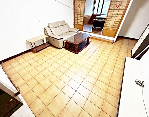 新莊體育園區◆超值2+1房◆採光陽台★車位洽 - Image 1