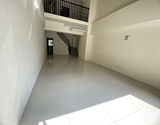 三鐵共構黃金優質店面 - Image 2