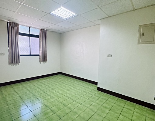 【安勝社宅】🏠租補免仲✨林森國小前「大三房一廳一衛」 - Image 1