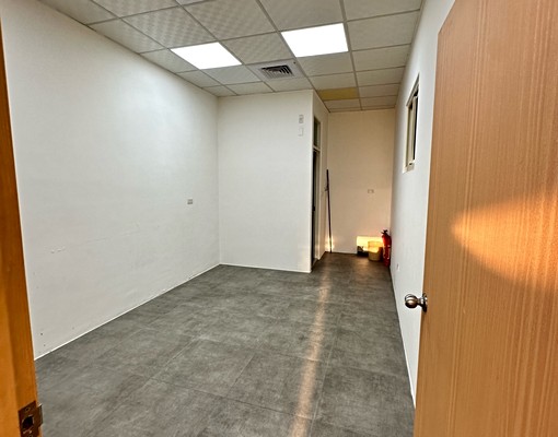 一樓店面出租 - Image 3