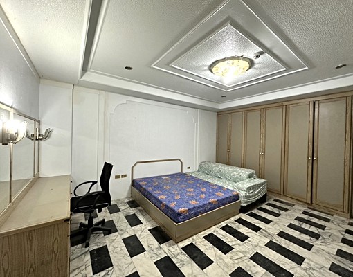 可租補⭐免服務費⭐整棟透天⭐五泰小鍾 - Image 3