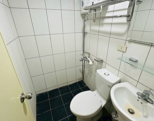 近一中⭐️稀有台水電💜電梯💜獨洗曬💜管理員💜可租補 - Image 7