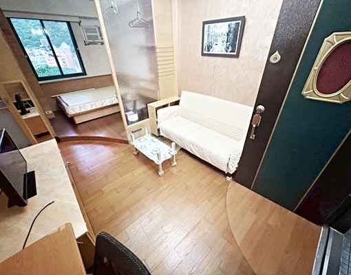 近捷運景美◆電梯套房◆採光垃圾代收★陽台 - Image 1