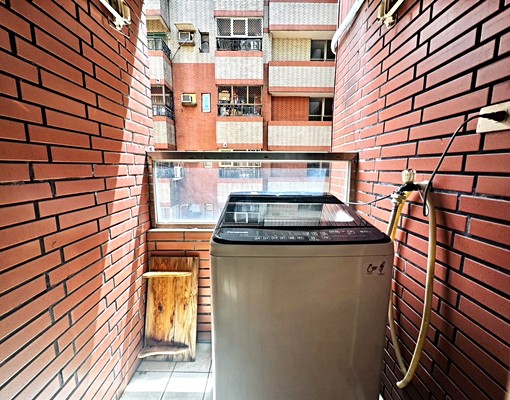 逢甲獨立陽台電梯套房 - Image 5