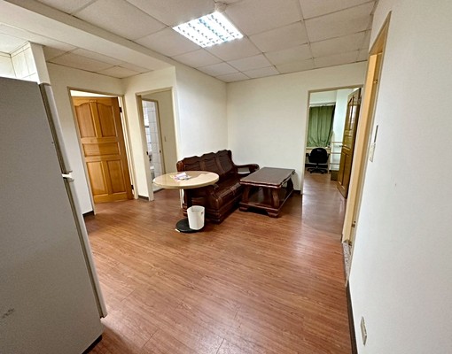 ★紅樹林輕軌聖塔露琪亞5房附家電具不含管★ - Image 3