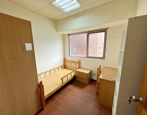 ★紅樹林輕軌聖塔露琪亞5房附家電具不含管★ - Image 9