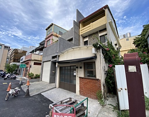 🍊農16凹仔底森林公園🔺頂讓黃金店面🔺承辦專員 - Image 3