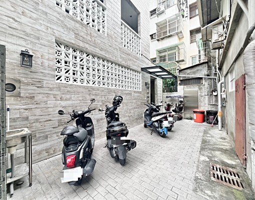 體大一中街精武車站首選🌟全新精緻裝潢🌟乾濕分離/稀有露台 - Image 10