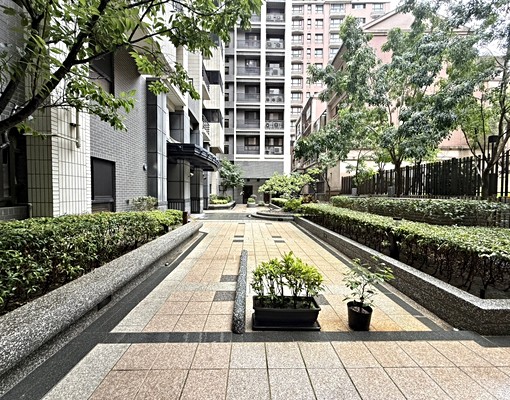 過嶺Costco生活圈|松仁路旁大清劍橋3房|機能交通佳 - Image 10