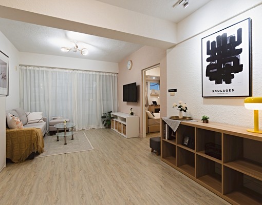 高師大商圈稀有家庭式全套房全配家電傢俱全新裝修 - Image 1