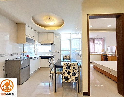 中正北新裝潢兩房🏡附配備🏡適2位住 - Image 5