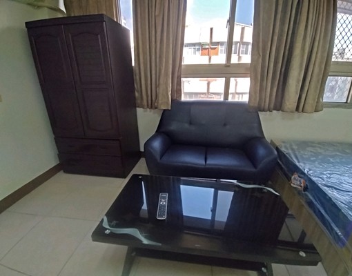 全新大窗採光佳,傢具電全生活機能特佳套房 - Image 3