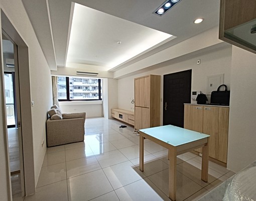 高鐵特區/文興國小/說LAVIEA美裝/高樓層三房+平面車位 - Image 1