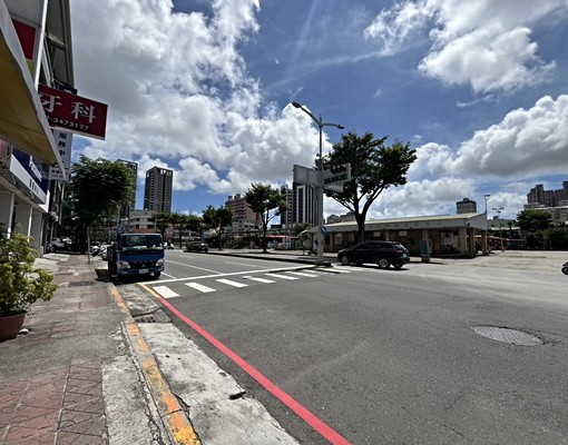 鼎力天祥文藻商圈!!面寬大店面(無增建大地坪) - Image 9
