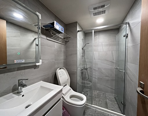 中山醫*1年新屋*泓瑞恆昕*視野2房平車全新裝潢未住 - Image 11