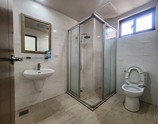 可租補~草漯重劃區.國中小.億客城美透天 - Image 6